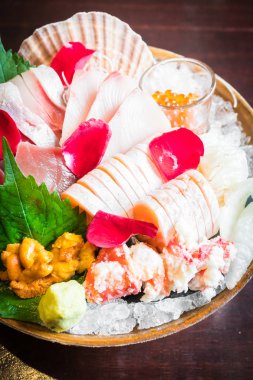 sashimi deniz ürünleri seti