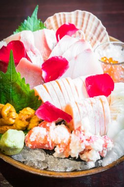 sashimi deniz ürünleri seti