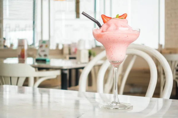 Erdbeer Smoothies Glas — Stockfoto