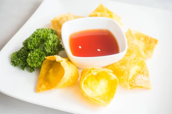 Wonton au fromage frit — Photo