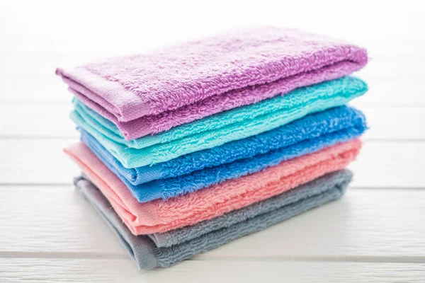 Renkli banyo havlusu