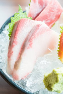 Ham taze Sashimi