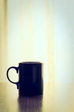 siyah kahve fincanı