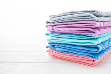 Renkli banyo havlusu