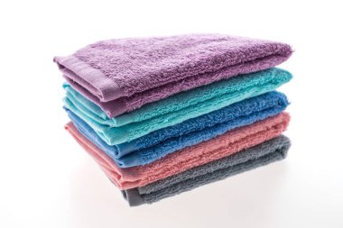 Beyaz arka plan üzerinde banyo havlusu