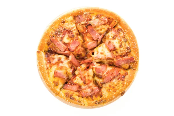 Pizza havaiana no fundo branco — Fotografia de Stock
