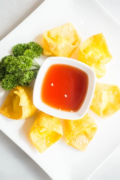 Stekt ost wonton — Stockfoto