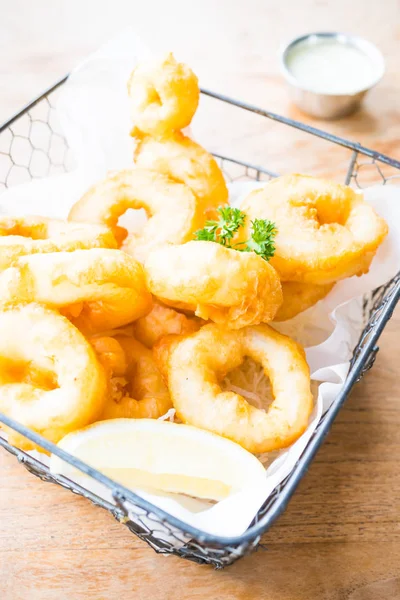 Anillos de calamares crujientes — Foto de Stock