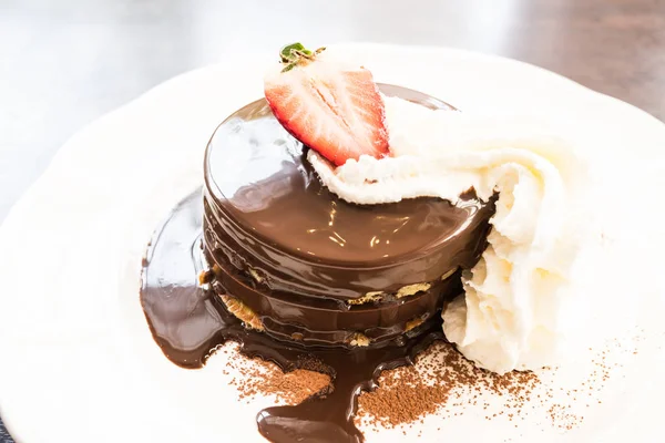 Chocolate pancake with strawberry — Stock Photo, Image