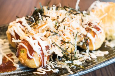 Kalamar top ya da Takoyaki