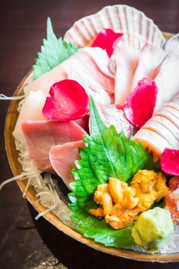 sashimi deniz ürünleri seti