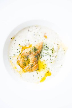 Kaz ciğeri penne krema sos ile