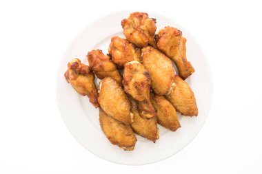 Izgara Barbekü tavuk kanadı beyaz plaka