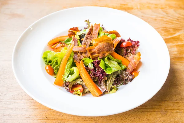 Yengeç sopa salatası