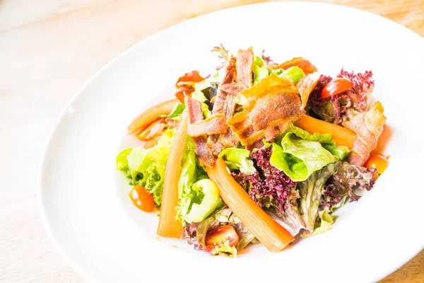 Yengeç sopa salatası