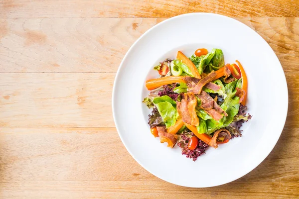 Yengeç sopa salatası