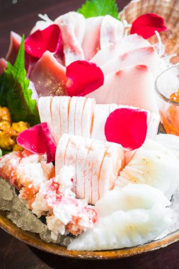 sashimi deniz ürünleri seti