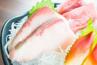 Ham taze Sashimi