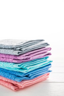 Renkli banyo havlusu