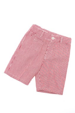 Kısa pantolon ve giyim