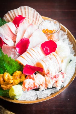 sashimi deniz ürünleri seti