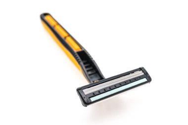 Tıraş makinesi için jilet donatım