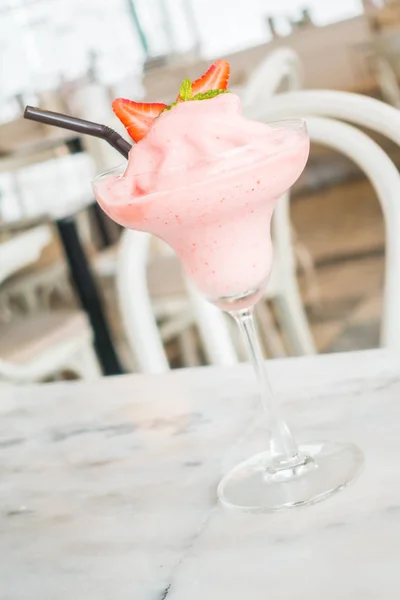 Erdbeer Smoothies Glas — Stockfoto