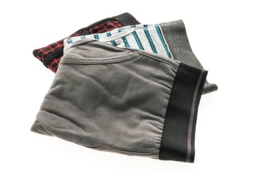 Kısa iç çamaşırı ve pantolon erkekler için