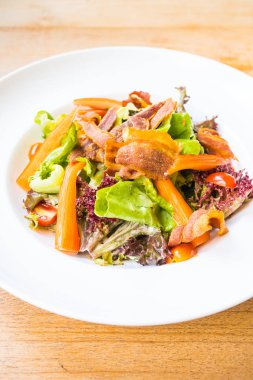 Yengeç sopa salatası