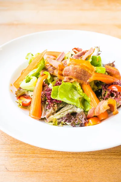 Krabbenspießsalat — Stockfoto