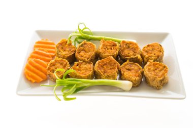 derin yağda kızartılmış yengeç eti rulo 