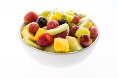 Beyaz plaka karışık meyve