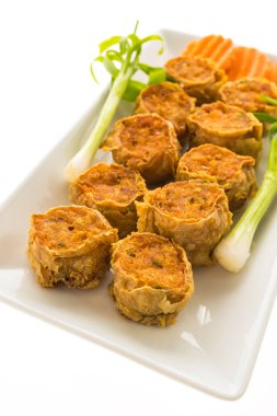 derin yağda kızartılmış yengeç eti rulo