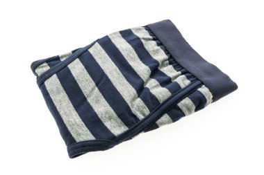 Kısa iç çamaşırı ve pantolon erkekler için