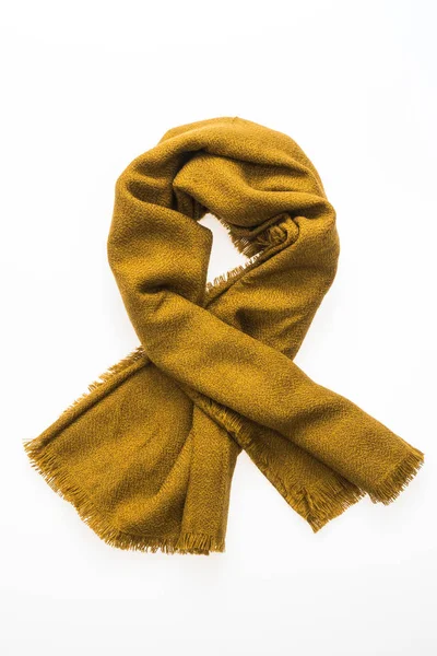 Cachecol amarelo de moda para estação de inverno — Fotografia de Stock