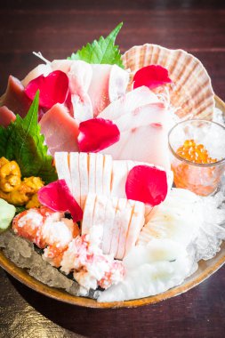 sashimi deniz ürünleri seti