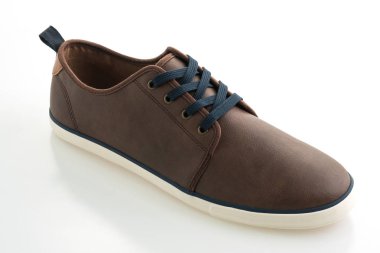 kahverengi deri ayakkabı