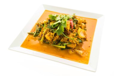 Kızartılmış Yengeç köri ile karıştırın