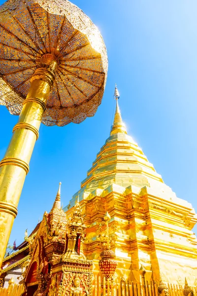 Zlatá Pagoda krásnou architekturu — Stock fotografie