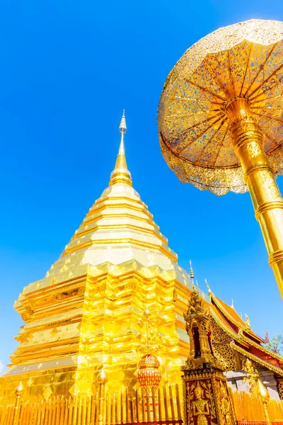 Altın Pagoda güzel mimari — Stok fotoğraf