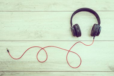 kulaklık ses dinle için