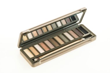 Göz farı ve dudak parlatıcısı kozmetik