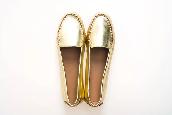 美しい高級ファッション黄金女性靴 — ストック写真