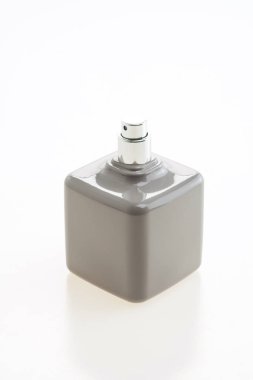 Güzel lüks parfüm şişesi 