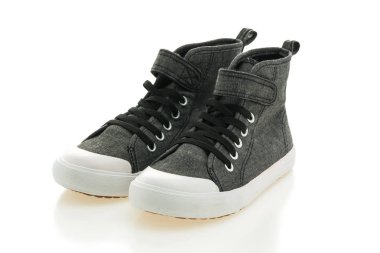 Yeni moda ayakkabılar