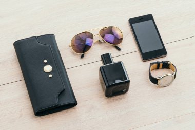 Ahşap arka plan üzerinde güzel Aksesuar