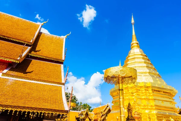 Altın Pagoda güzel mimari — Stok fotoğraf