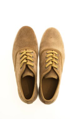 kahverengi deri ayakkabı