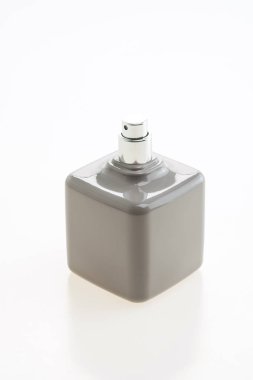 güzel parfüm şişesi