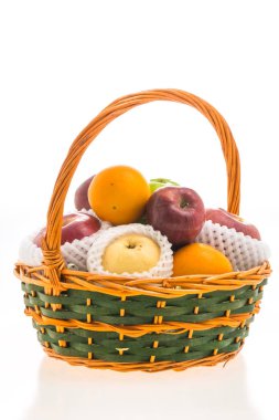 Olgun meyve sepeti